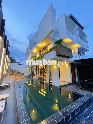 BÁN BIỆT THỰ ĐẸP GẦN BIỂN PHAN CHU TRINH P.2 VŨNG TÀU GIÁ 25 TỶ TL