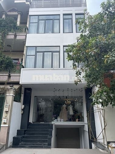 NGUYÊN CĂN ĐƯỜNG CỘNG HÒA DT 5X20M HẦM 5 LẦU SÀN TRỐNG SUỐT