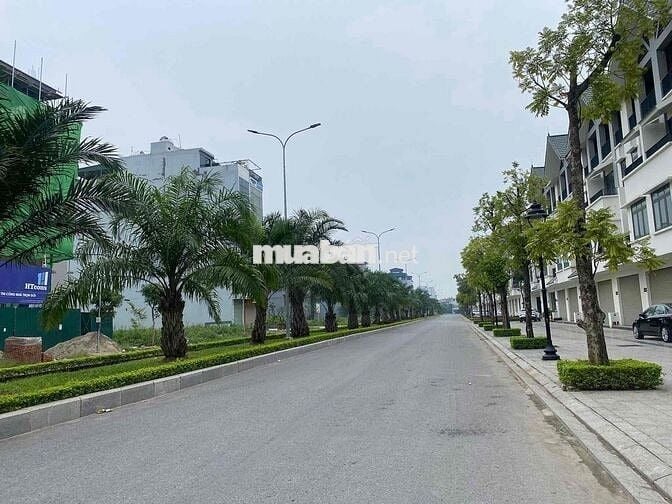 CẮT LỖ BÁN GẤP 111M ĐẤT PHÂN LÔ OTO MẶT TIỀN 7M GIÁ 17.5M