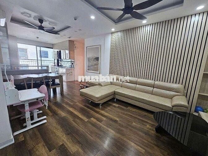 Cho thuê chung cư 87 Lĩnh Nam - 94m2 - 3 ngủ - 2 vs - giá 14 triệu