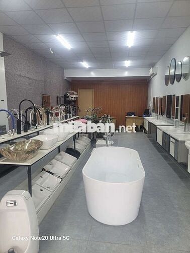 Sang Nhượng Cửa Hàng Thiết Bị Vệ Sinh