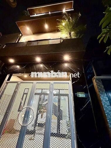 Nhà 3 Tầng - Kiệt Ô tô đỗ cửa  - HÀN MẶC TỬ