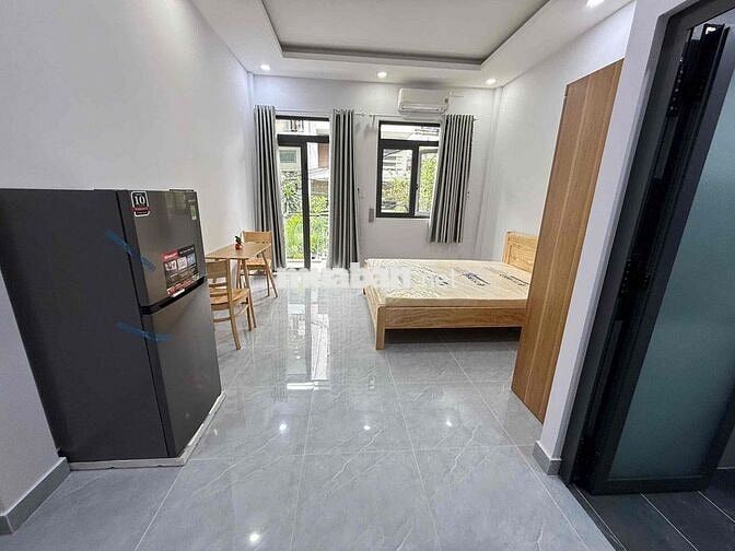 Phòng Ban Công Máy Giặt Riêng Ung Văn Khiêm Bình Thạnh Gần Hàng Xanh