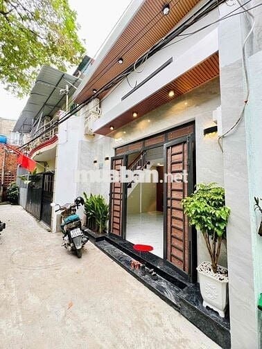 Cần bán nhà 38m2 , 2 phòng ngủ , đường trung mỹ tây 13, Quận 12