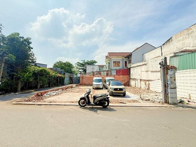 BÁN ĐẤT THỔ CƯ NGAY CHỢ HIỆP BÌNH, CÁCH PHẠM VĂN ĐỒNG 400M, GÓC 2MT