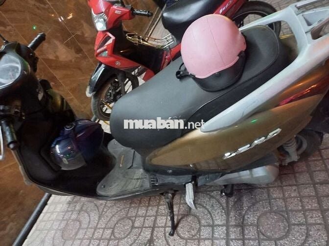 Xe đang đi đổi xe nên bán