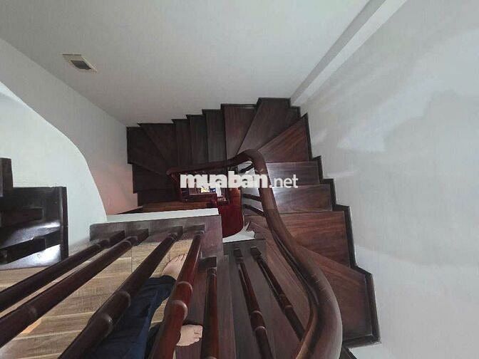 SIÊU PHẨM NHÀ 5 TẦNG MẶT NGÕ TẠI THANH AM -Ô TÔ - VỪA Ở VỪA KINH DOANH