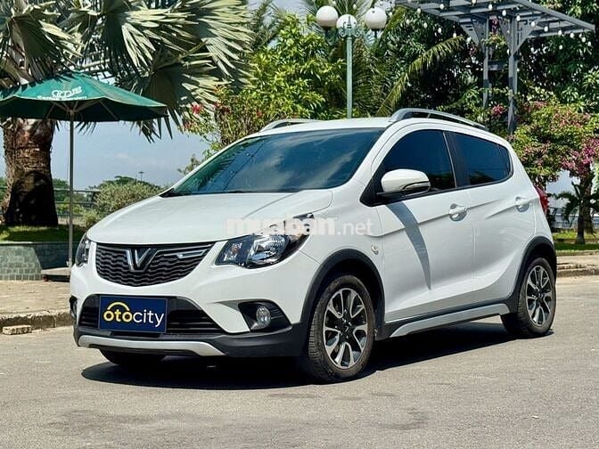 VinFast Fadil Plus 2022 - Màu trắng - 1v5km
