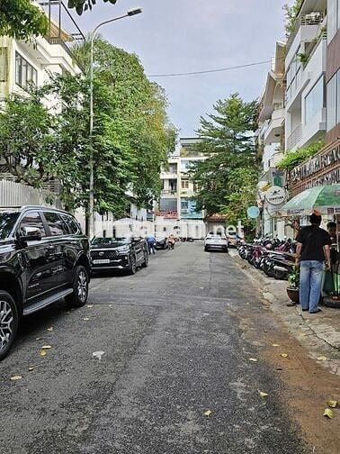 BÁN NHÀ ĐẶNG THUỲ TRÂM 53M2 - 4 TẦNG - 5PN - HẺM XE HƠI - CHỈ 10.x TỶ