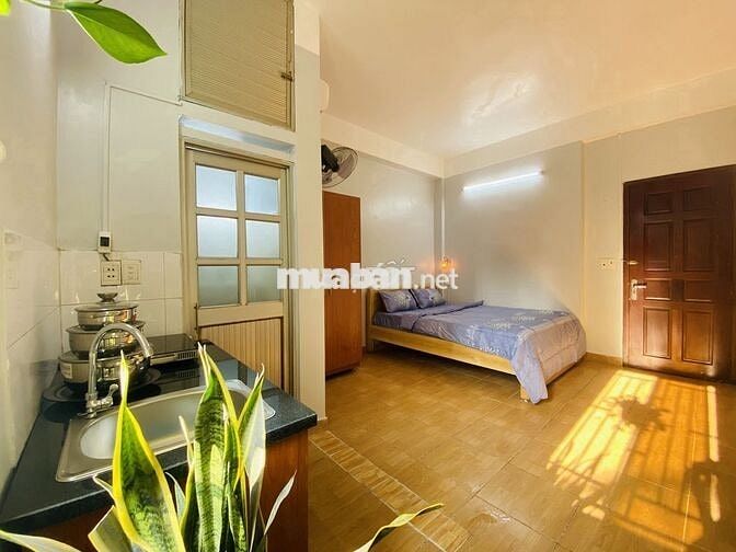 PHÒNG THOÁNG MÁT NGAY NGUYỄN THỊ THẬP FULL NỘI THẤT CÓ THANG MÁY BV