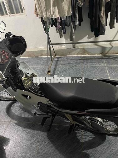 Honda Wave Blade 2018 Trắng đen