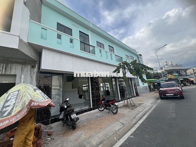 Cho thuê nhà nguyên căn nhà mới( phía sau aeon bình tân)