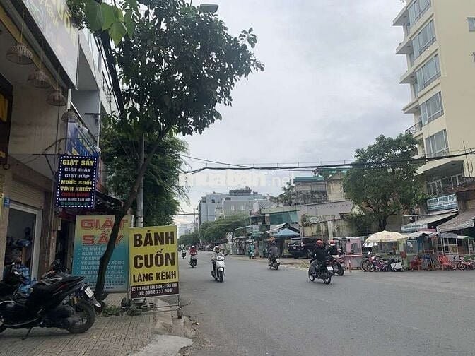 Bán nhà nguyễn Phúc Chu Phường Tân Sơn Tân Bình 75M² 5tầng Giá13.56 Tỷ