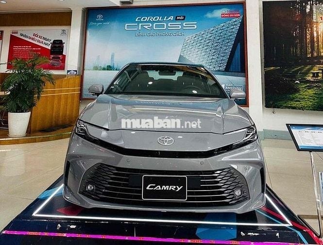 Toyota Camry - Giảm 100% Thuế Trước Bạ