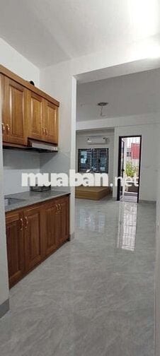 CHÍNH CHỦ CHO THUÊ PHÒNG RỘNG + ĐẸP + RẺ + THANG MÁY, FULL NỘI THẤT