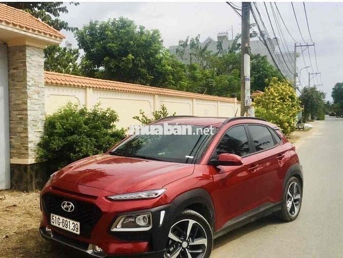 Cần bán nhanh chiếc Hyundai Kona màu ĐỎ ĐÔ, bản Đặ