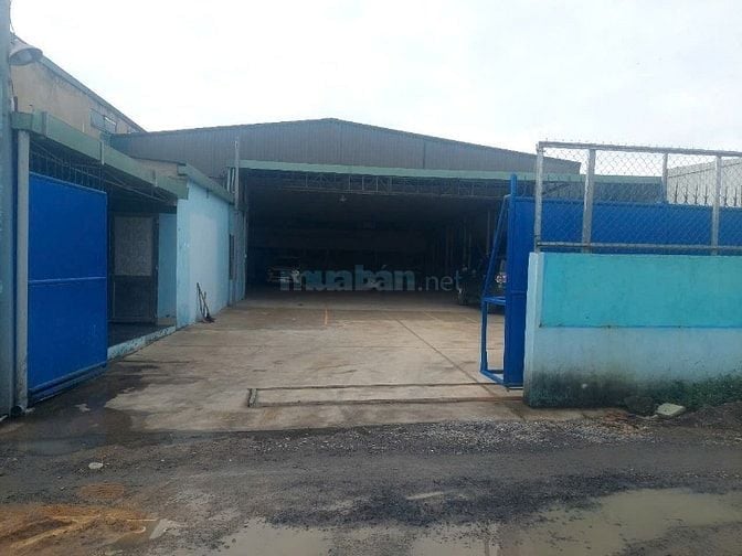 Cho thuê kho 630m², đường xe container vào tận nơi chân cầu Rạch Tra