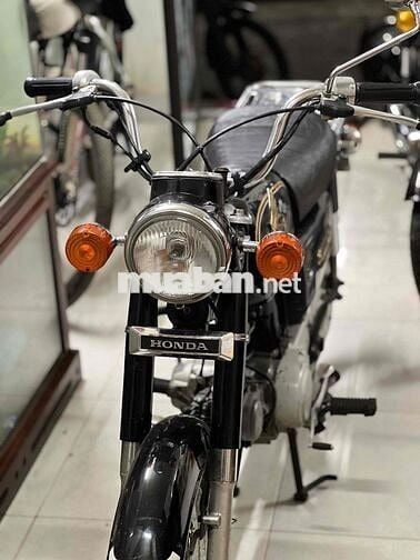 Honda CD50 màu Đen