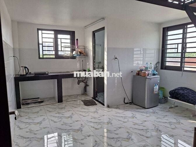 Phòng Gác Rộng, 4 CỬA SỔ TR gần KCX Tân Thuận, Cầu Phú Mỹ, Phú Mỹ Hưng