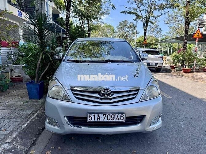 Toyota Innova 2007 J xe máy móc êm ru