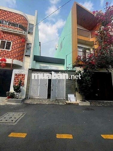 NHÀ TRỆT LỬNG HẺM XE HƠI ĐẸP VĂN MINH KHU BÊN SÔNG