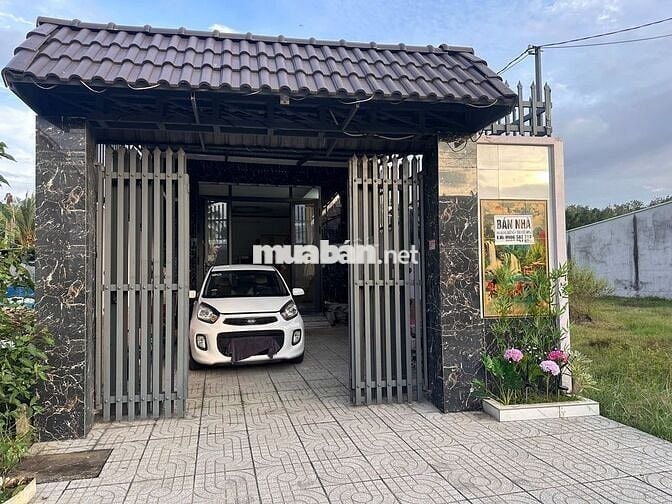 Bán nhà mặt tiền đường !!Chính chủ bán tin bán thật 100%