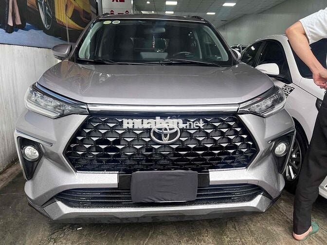 Toyota Veloz 2023 AT xe còn rất đẹp