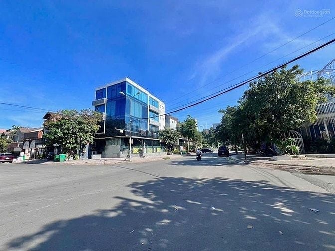 Bán nhà Đường Số 7, phường An Phú, 7,5m x 20m, 3 tầng, vị trí đẹp