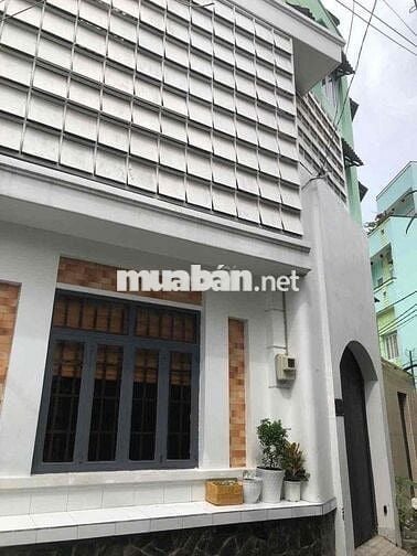 Nhà ở gần chợ Gò Vấp  . thiết kế không gian mở . thoáng mát