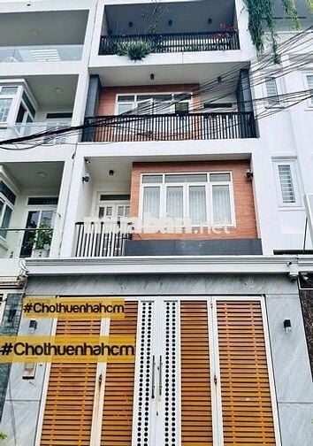 NHÀ ĐƯỜNG HOÀNG HOA THÁM GẦN NHÀ GA T3 DT: 4,5X20M TRỆT 3 LẦU CHO THUÊ