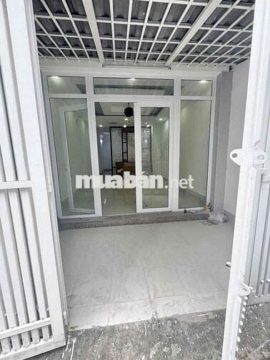 Nhà Mới Đg Số 4 P16: 4x15m, 4pn, 3wc, sân thượng