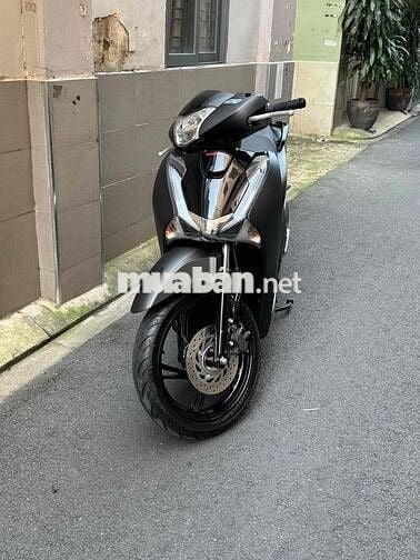 SH150i 2018ABS đen nhám xe lướt chính chủ