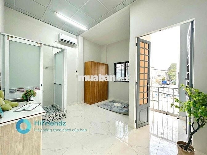 PHÒNG BANCOL ĐẦY ĐỦ NỘI THẤT KẾ BÊN ĐH VĂN HIẾN