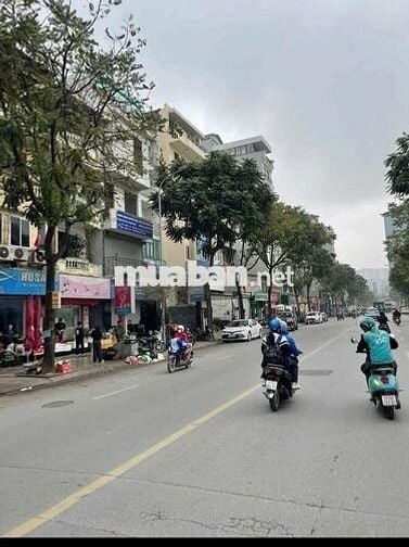Tôi cần bán nhà mặt phố Lê Trọng Tấn Thanh Xuân 5tầng full nội thất.
