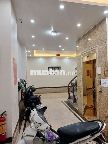 Tôi chủ nhà cho thuê căn hộ khép kín, có 2 ngủ, có gác xép, thang máy.