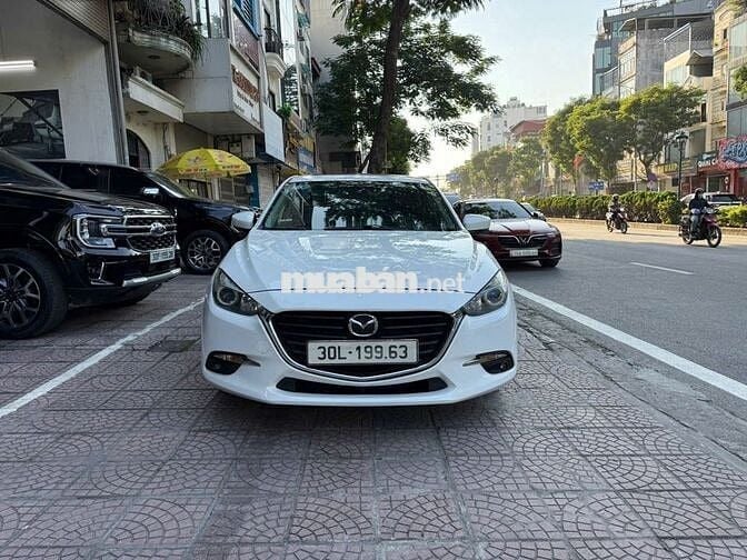 Mazda 3 1.5 AT 2018, giá quá hợp lý cho xe chuẩn