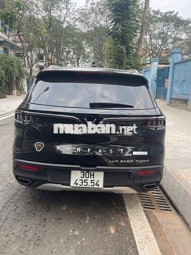 VinFast Lux SA2.0 2021 Plus 2.0 AT - 45000 km