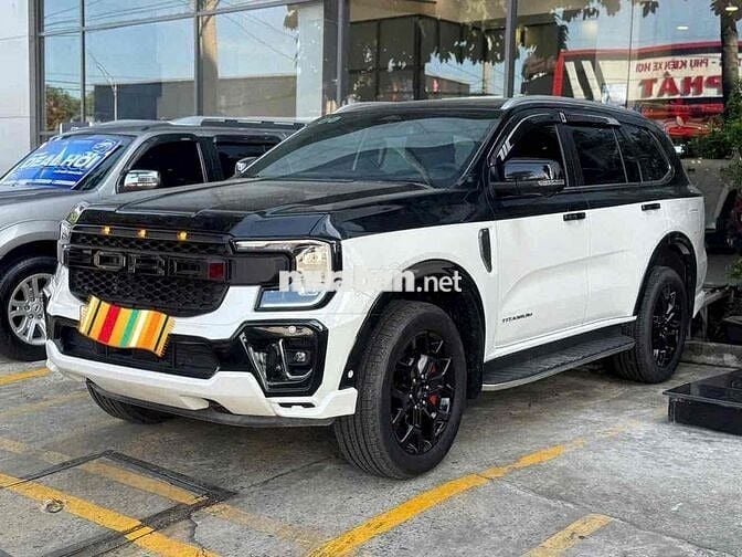 Ford Everest Bảng Full  4x4 Siêu Lướt Full Đồ Chơi