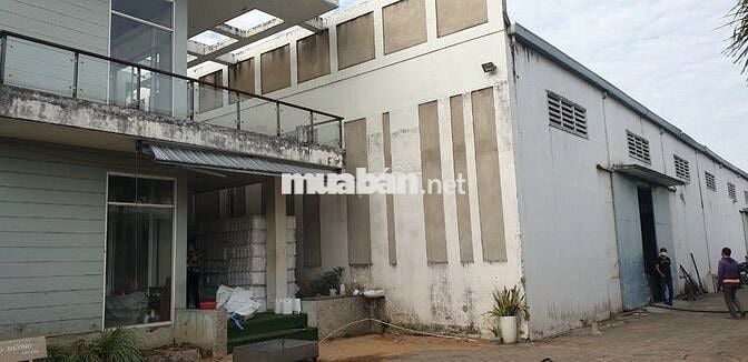 Cho Thuê Xưởng 700m2, + vp 200m2+ sân 200m2