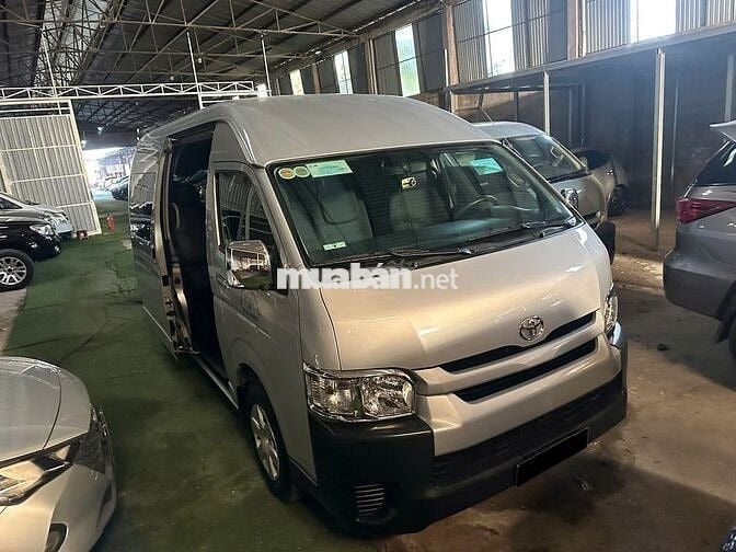 Toyota Hiace 2016 Xám bạc 91000 km