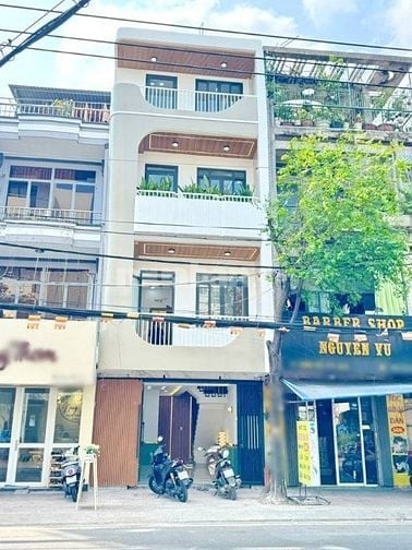 BÁN NHÀ MP TRỊNH CÔNG SƠN, VIEW HỒ SEN, 123M2x4T, MT 5.5M, 85 TỶ