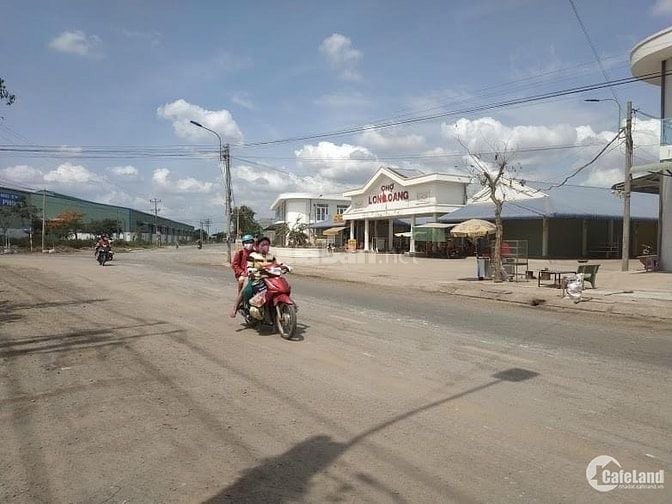 Đất KCN Long Cang, 1 mặt tiền sông Vàm cỏ, 1 mặt tiền lộ lớn container