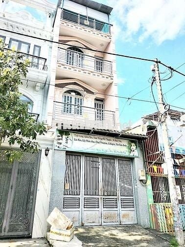 Nguyên Căn Mặt Tiền: 3,5 Tầng Mới Đẹp ,4PN ,5WC