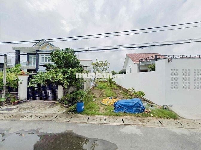 Giá 820tr sở hữu ngay lô đất 240m2 ngay Tân Phú Trung , Sổ Hồng riêng