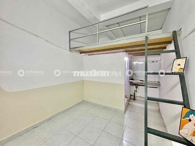 Phòng Trọ Có Sẵn - Có Máy lạnh, Tủ lạnh - Ngay Nguyễn Sơn - Văn Cao