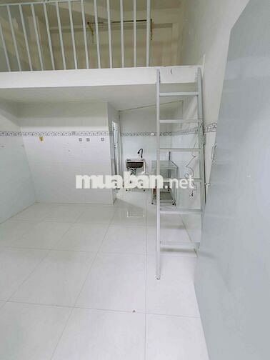Phòng trọ 12m2 có gác đúc bê tông, lầu 2, giá 1.2tr Lâm Thị Hố, Q.12