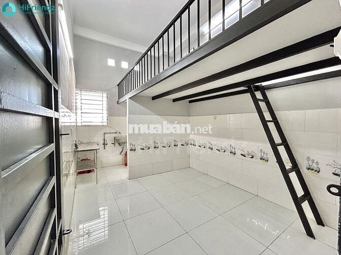 CHO THUÊ PHÒNG TRỌ GIÁ RẺ SINH VIÊN PHÚ NHUẬN THANG MÁY CỬA SỔ TRỜI