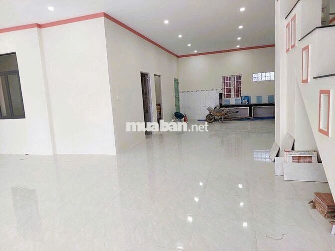 Cho thuê nhà mặt tiền vị trí vàng - tuyến đường huyết mạch THỦ ĐỨC