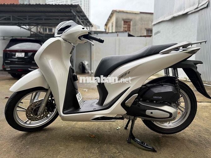 Honda SH 125 Trắng Tự động