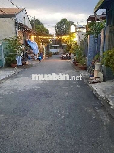 NHÀ 165M2 CÓ GÁC HẺM XE HƠI 6M ĐƯỜNG LÊ ĐẠI HÀNH TIỆN Ở BUÔN BÁN NHỎ